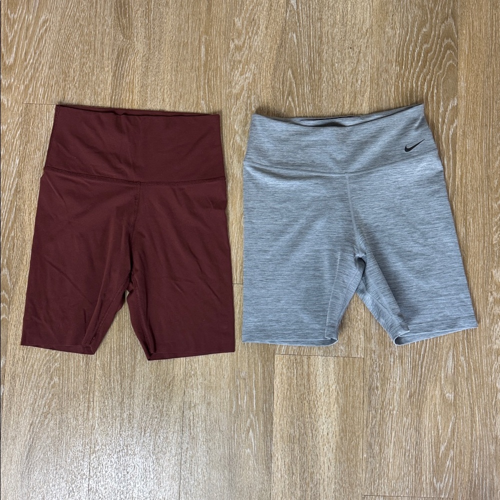 Nike Women's High-Waisted Biker Shorts Set of 2